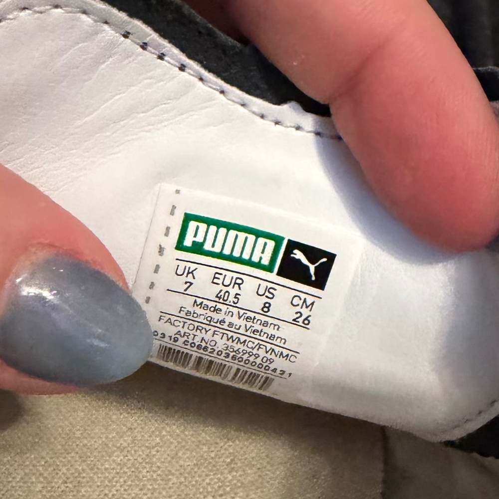 Men's Puma Shoes - Picture 9 of 13
